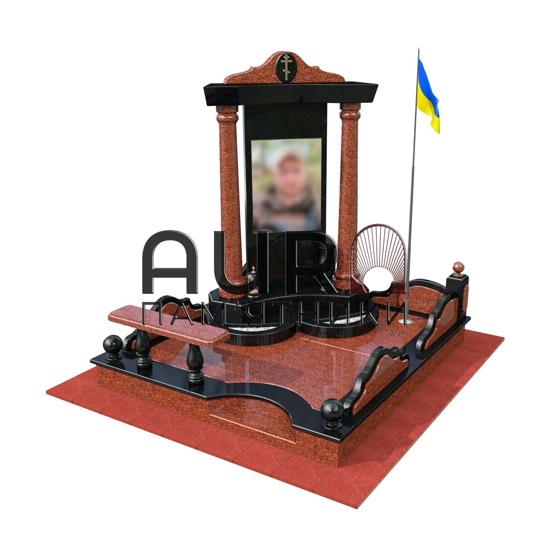 003 Пам’ятник солдату розвіднику з колонами